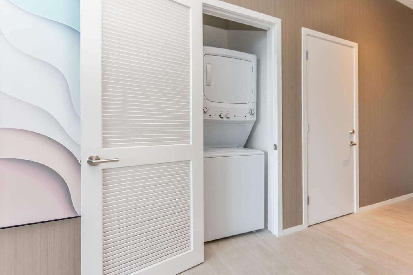 Amazing Apartments At H Beach House Hollywood Eksteriør bilde