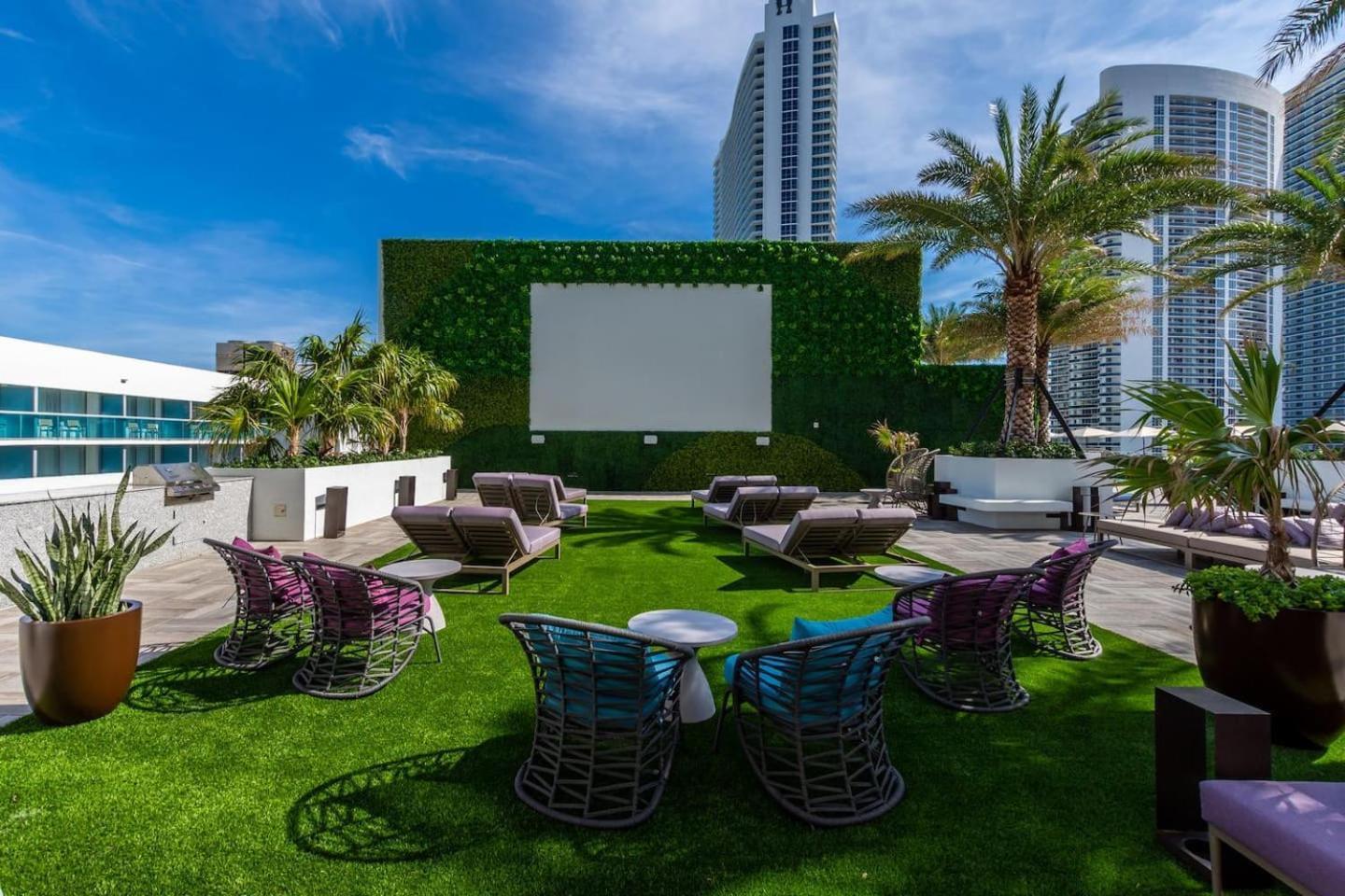 Amazing Apartments At H Beach House Hollywood Eksteriør bilde