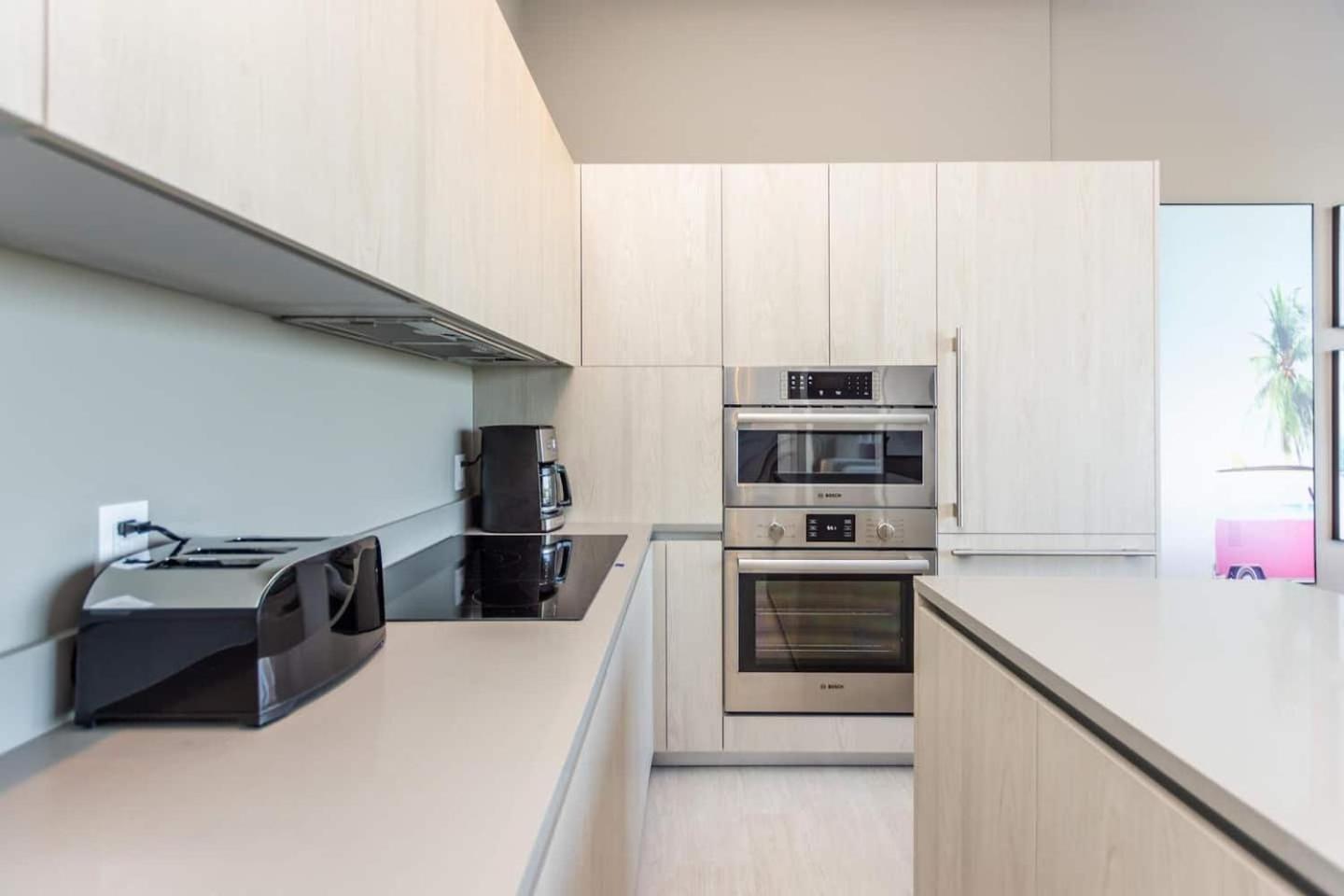 Amazing Apartments At H Beach House Hollywood Eksteriør bilde
