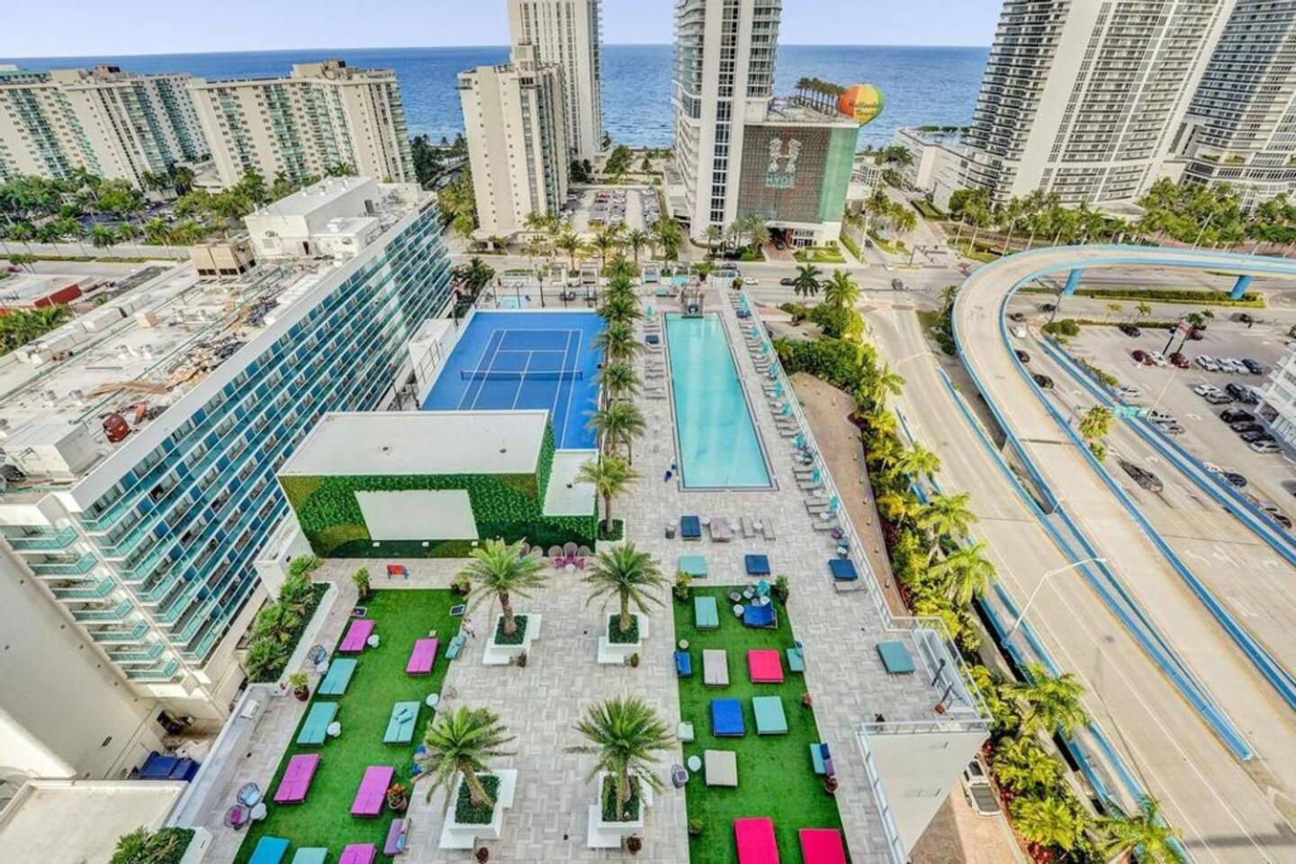 Amazing Apartments At H Beach House Hollywood Eksteriør bilde