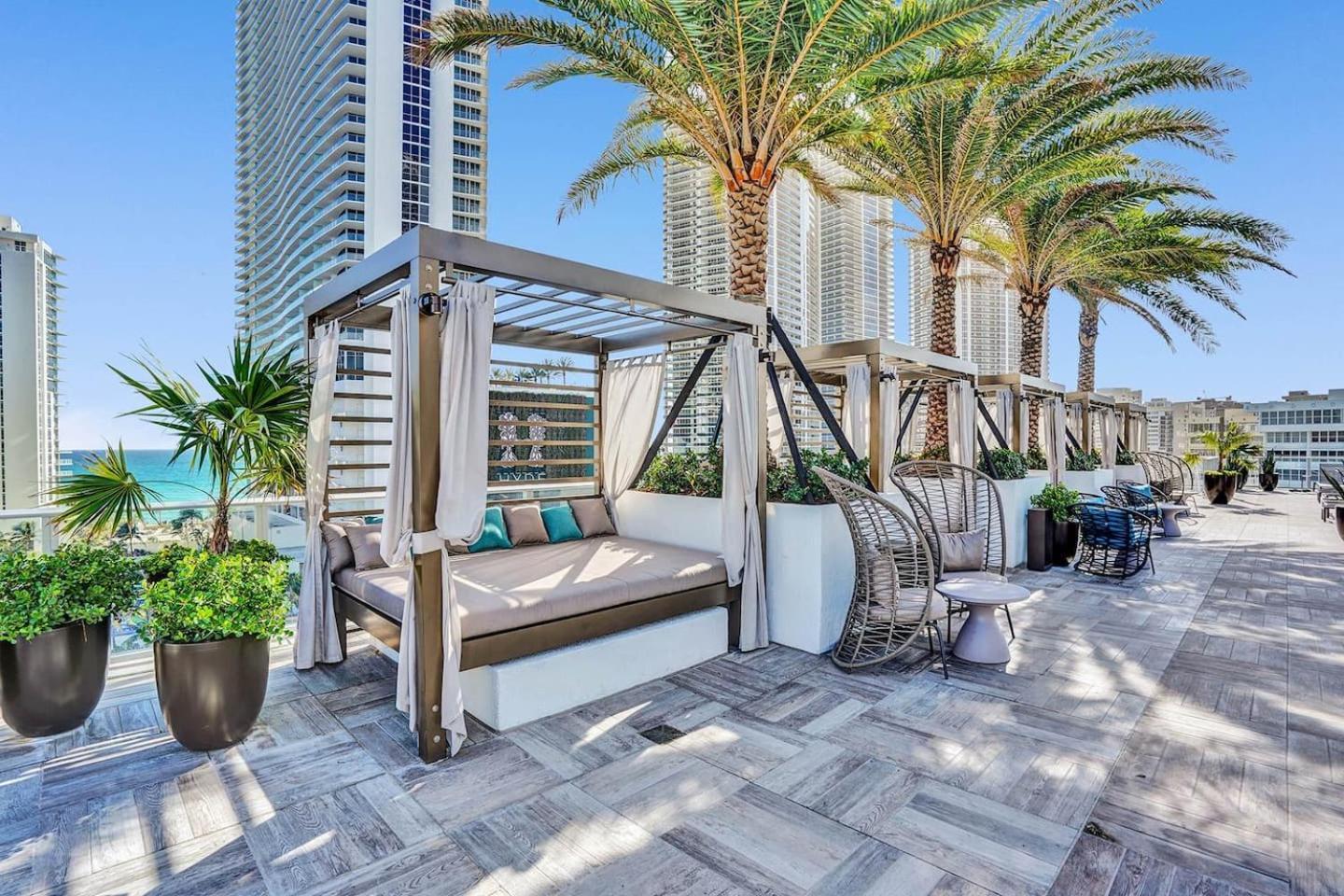 Amazing Apartments At H Beach House Hollywood Eksteriør bilde