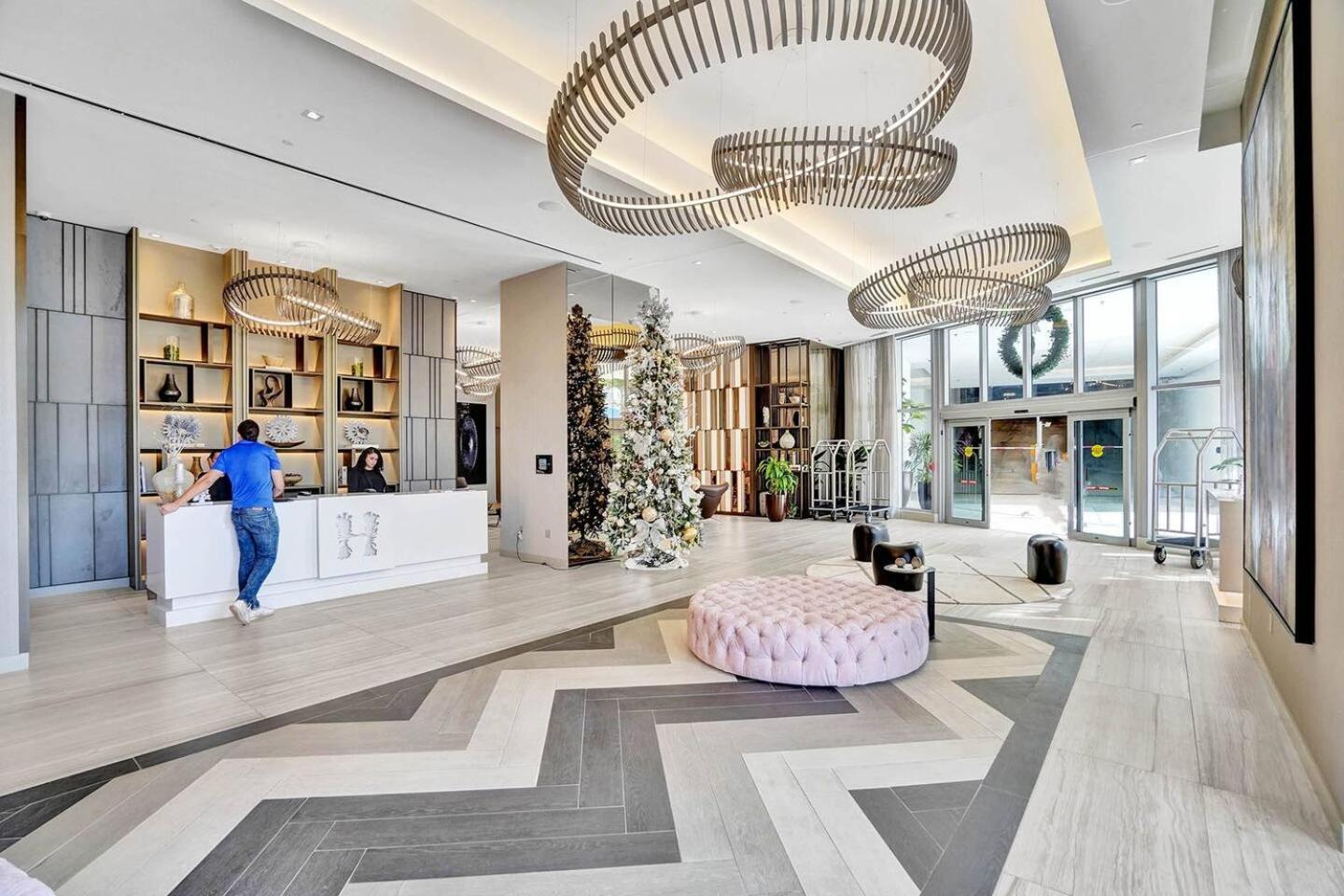 Amazing Apartments At H Beach House Hollywood Eksteriør bilde