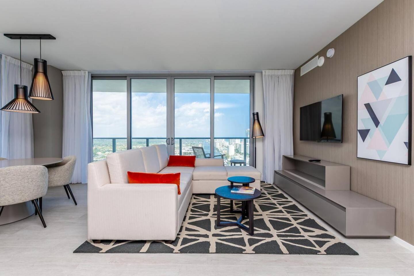 Amazing Apartments At H Beach House Hollywood Eksteriør bilde